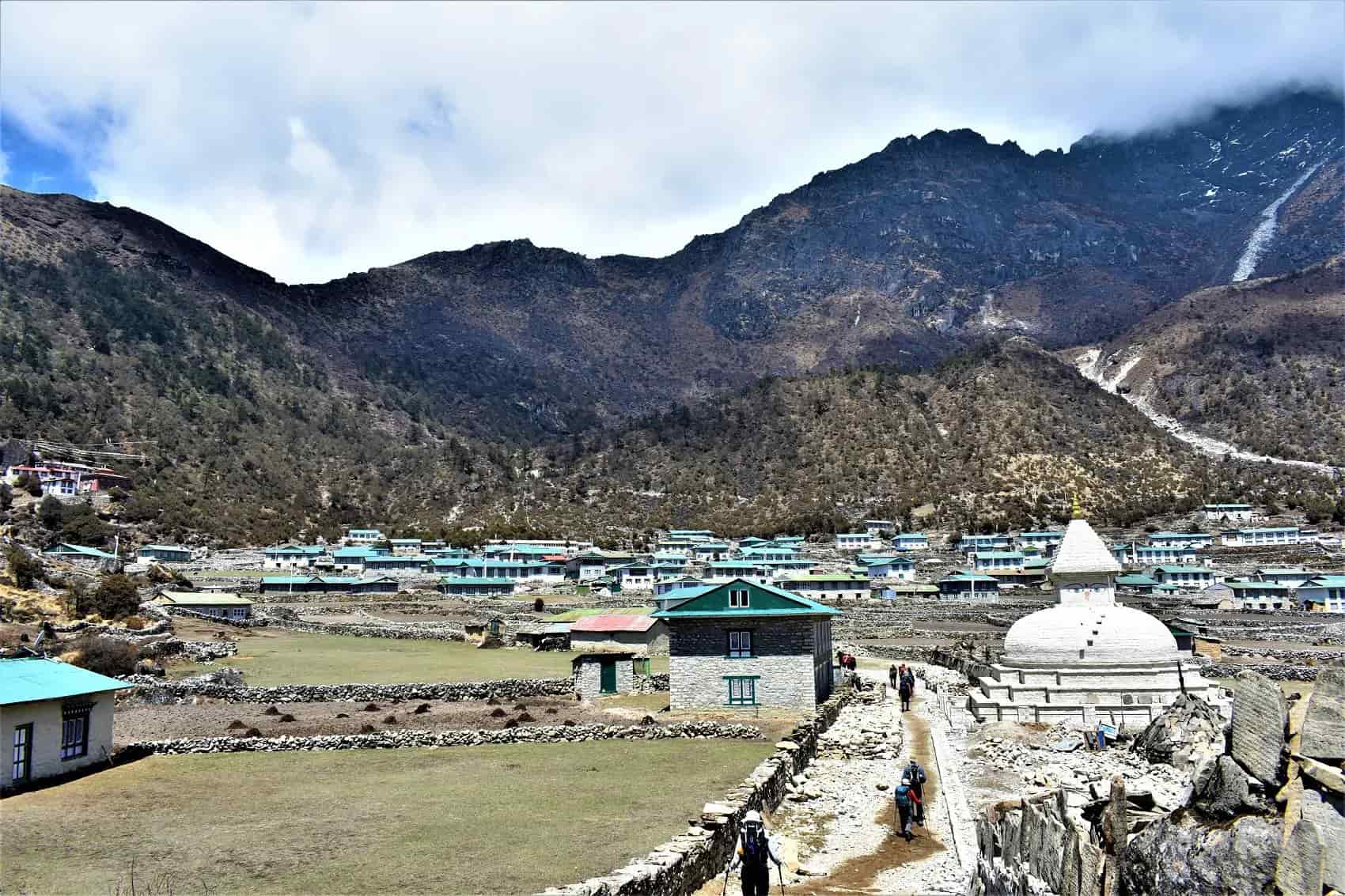 Khunde-Village-Everest